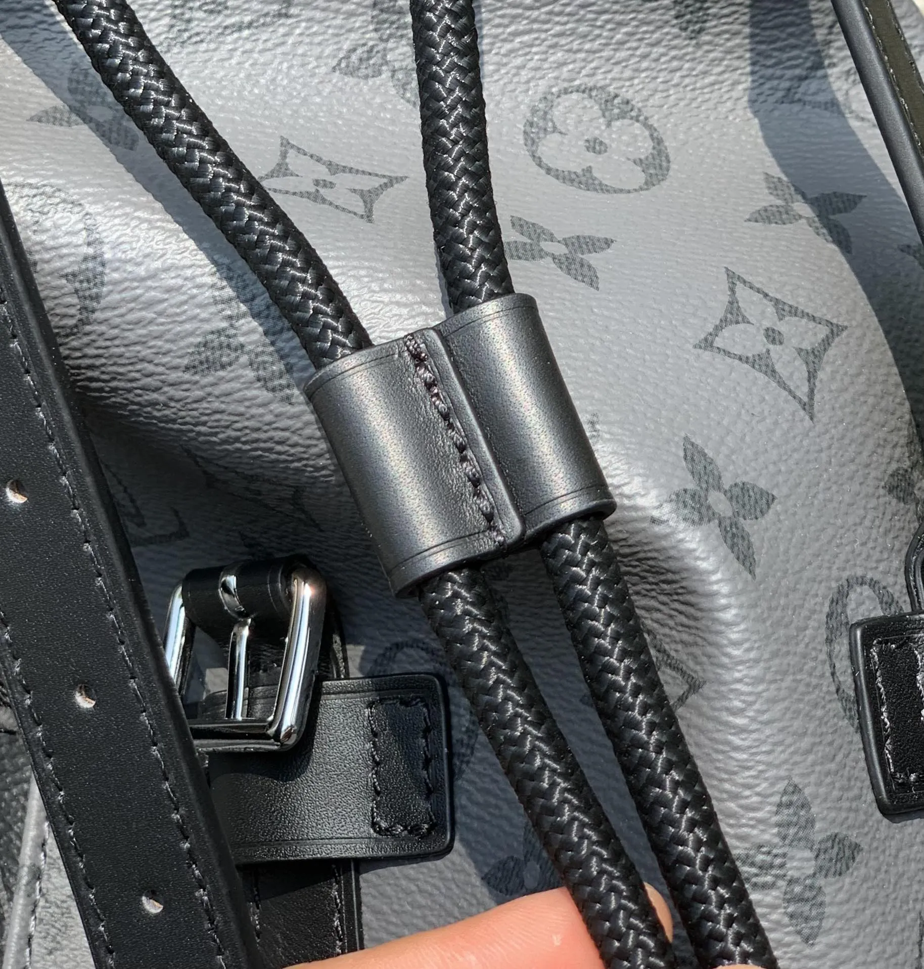 LOUIS VUITTON Мужской рюкзак Christopher MM LOUIS VUITTON Мужской рюкзак Christopher MM