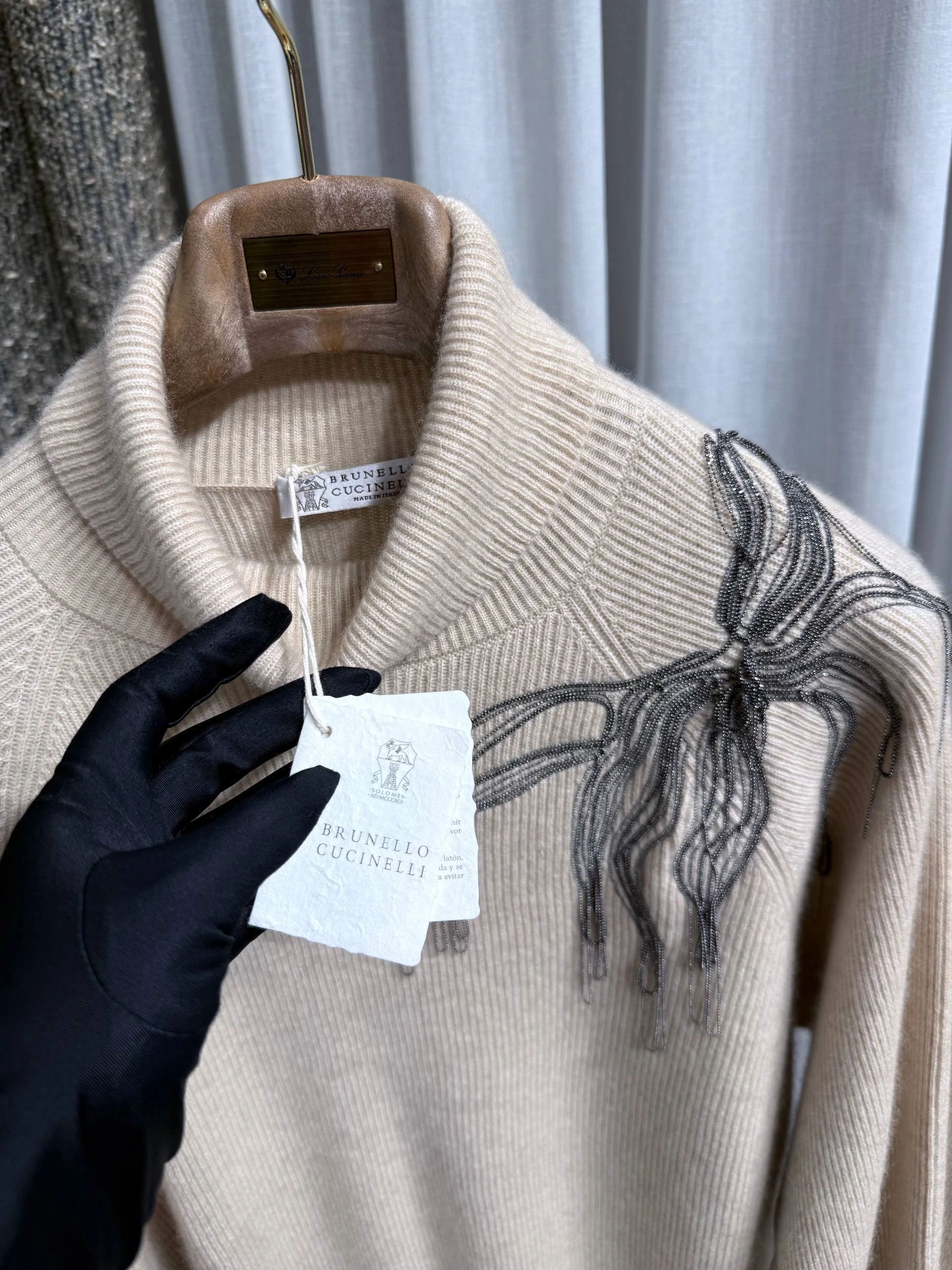 BRUNELLO CUCINELLI Женский костюм из кашемира BRUNELLO CUCINELLI Женский костюм из кашемира