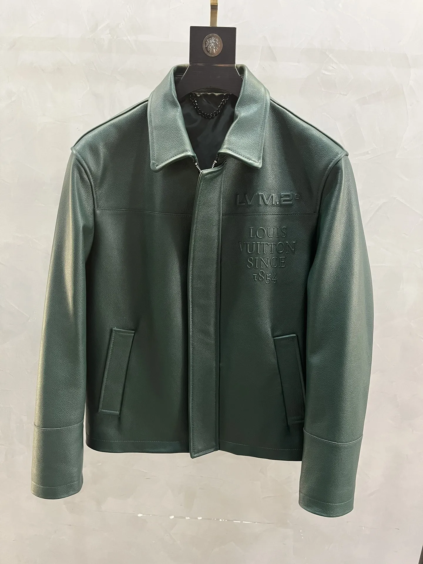 LOUIS VUITTON Мужская кожаная куртка LOUIS VUITTON Мужская кожаная куртка