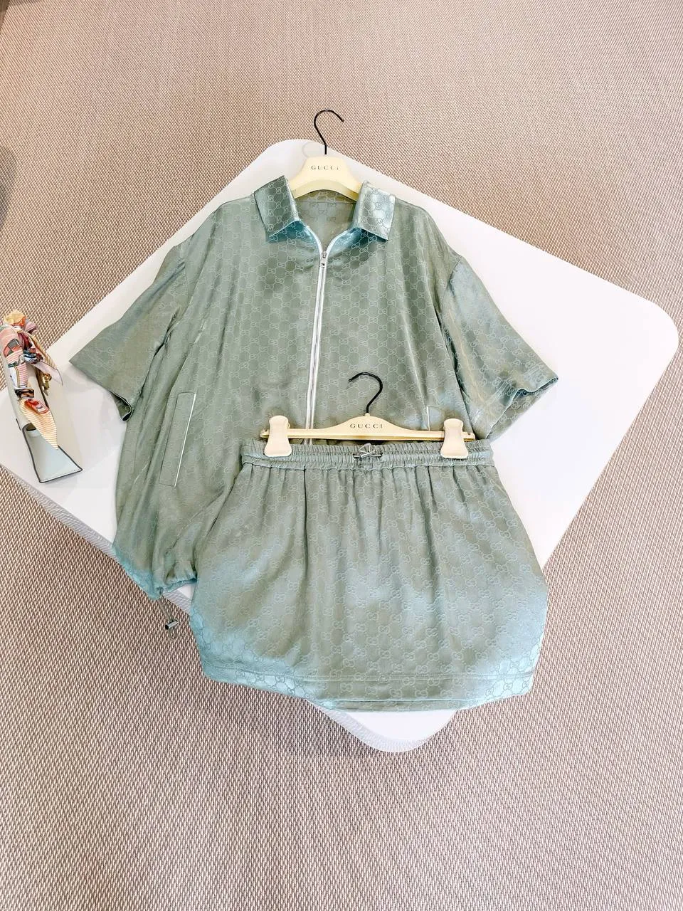 GUCCI Женская рубашка атлас GUCCI Женская рубашка атлас