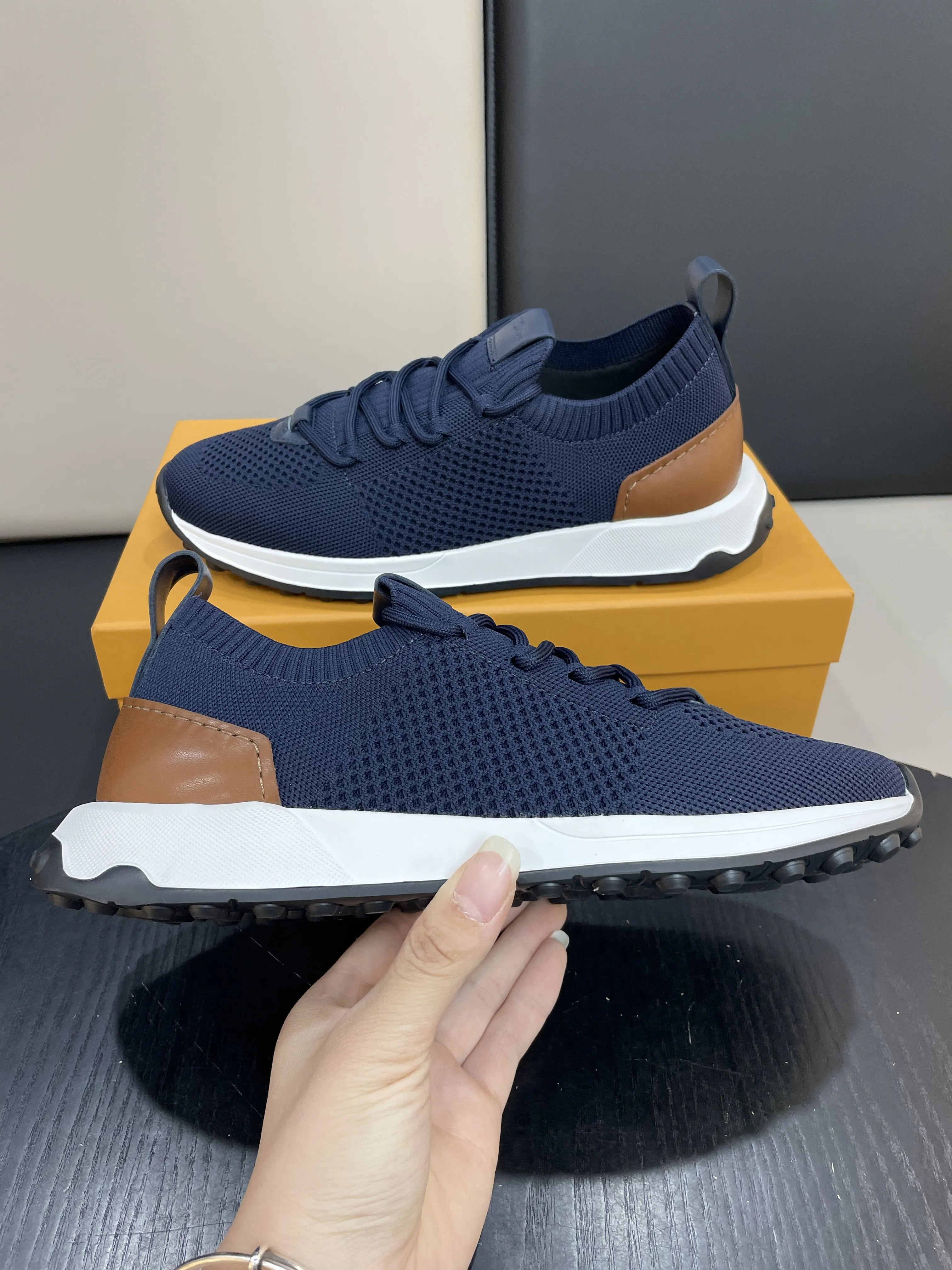 TOD'S Мужские кроссовки зеленые