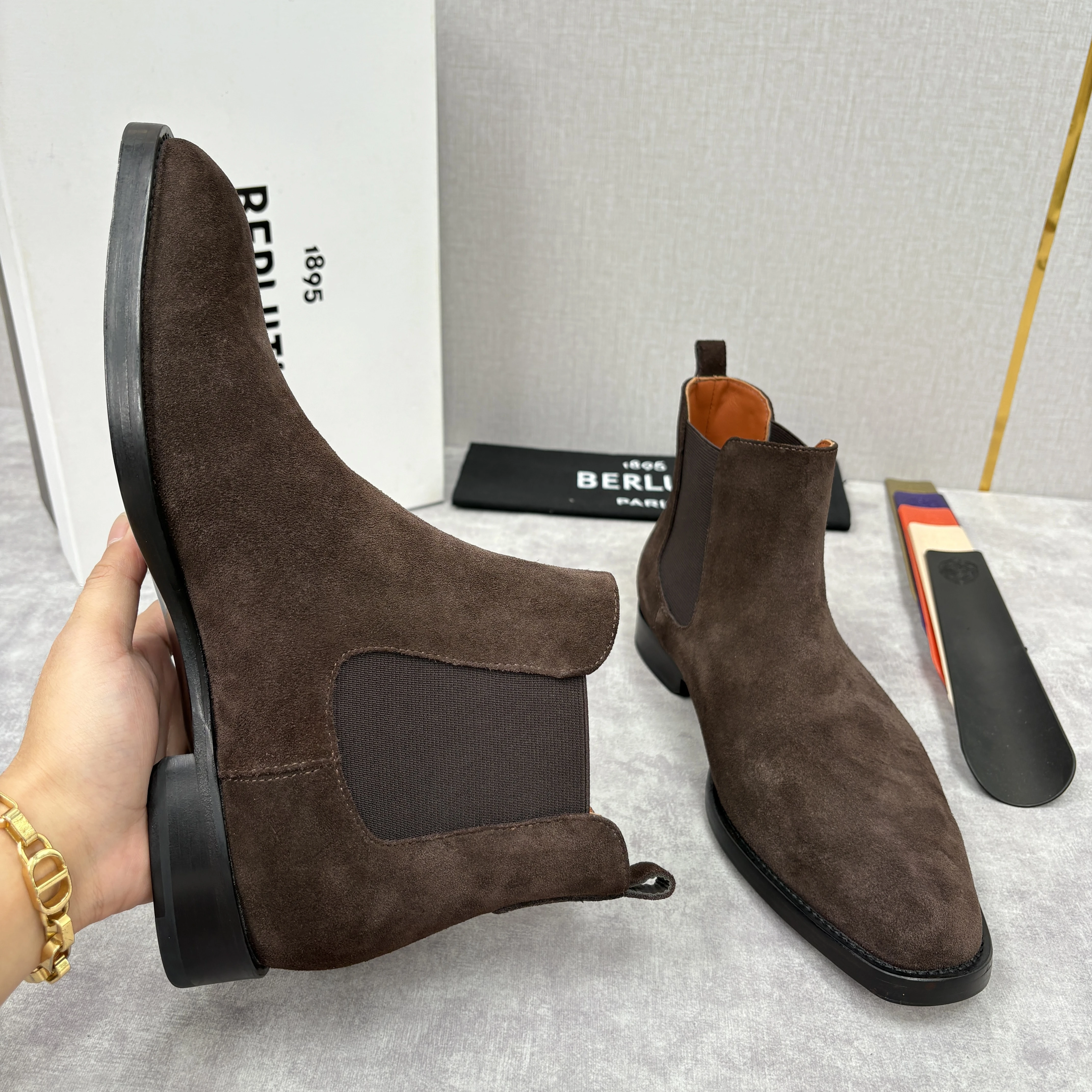 BERLUTI Мужские кроссовки челси из замши BERLUTI Мужские кроссовки челси из замши