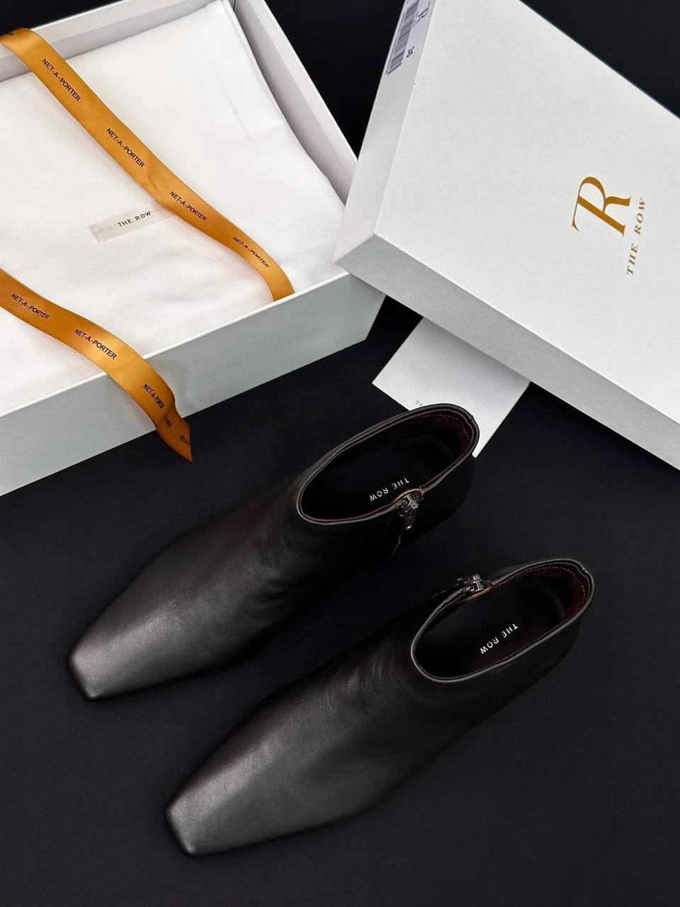 THE ROW Женские ботильоны из овчины THE ROW Женские ботильоны из овчины