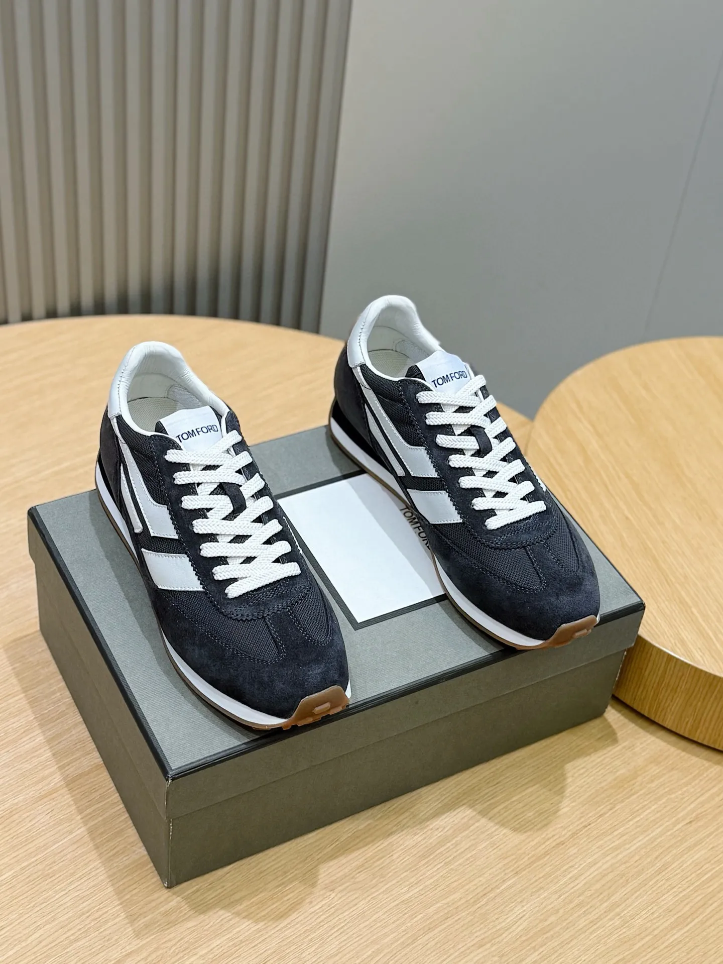 TOM FORD Мужские кроссовки голубые