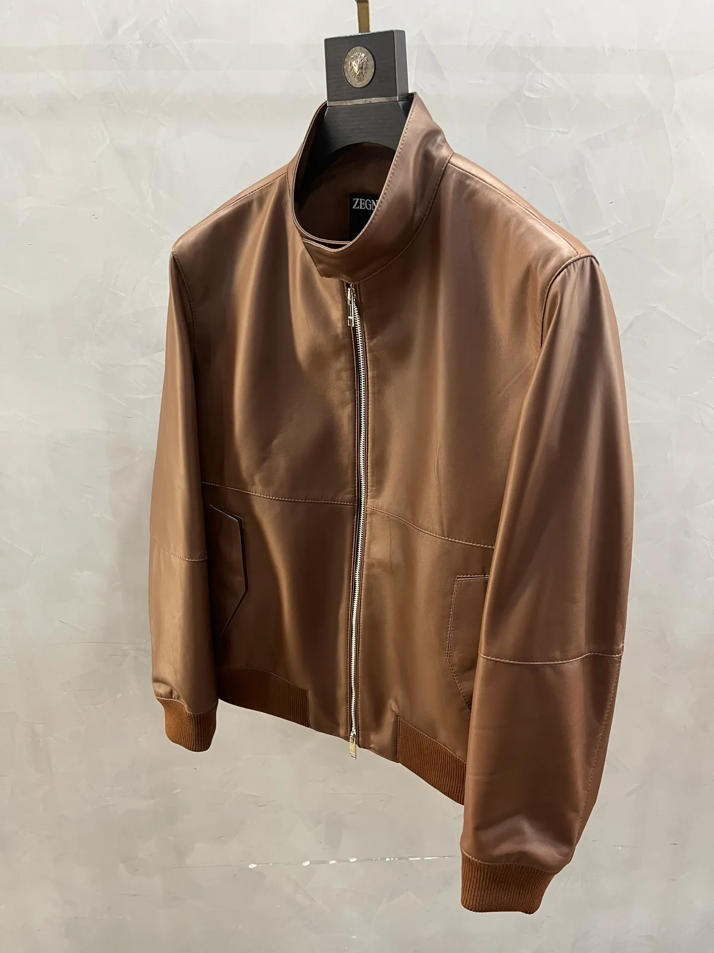 ERMENEGILDO ZEGNA Мужская кожаная куртка ERMENEGILDO ZEGNA Мужская кожаная куртка