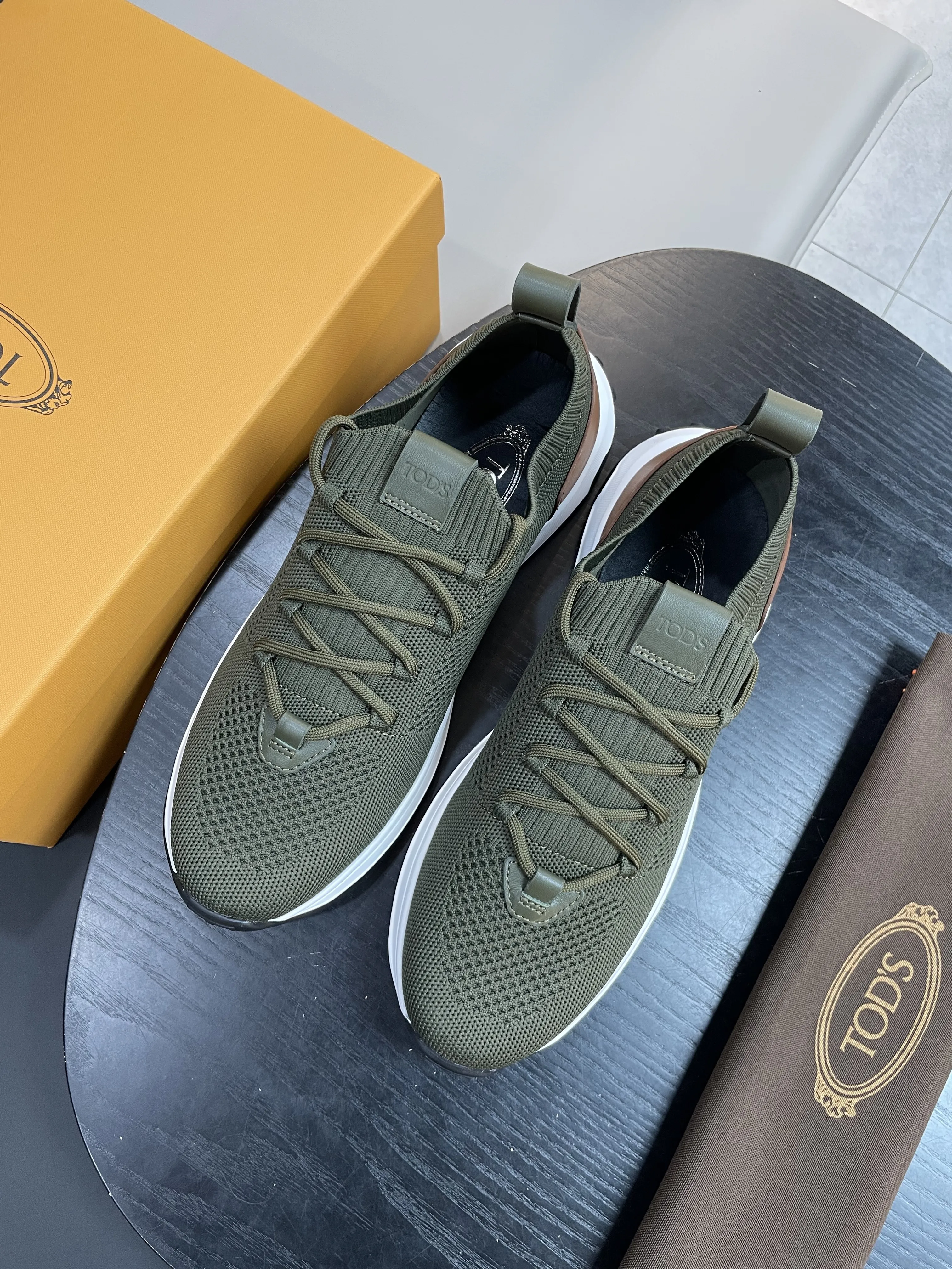 TOD'S Мужские кроссовки зеленые TOD'S Мужские кроссовки зеленые