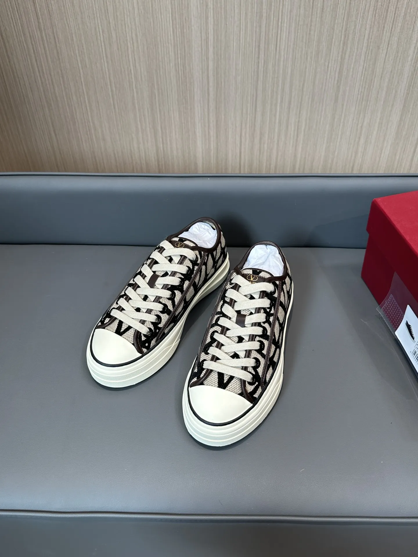 VALENTINO Кеды Toile Iconographe Totaloop VALENTINO Кеды Toile Iconographe Totaloop