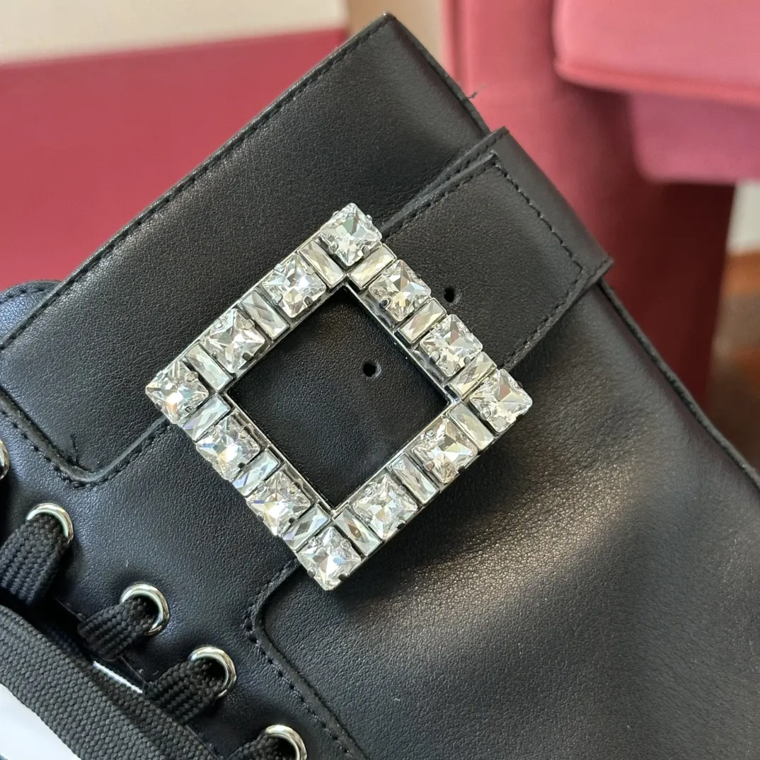 ROGER VIVIER Женские ботинки Martin ROGER VIVIER Женские ботинки Martin
