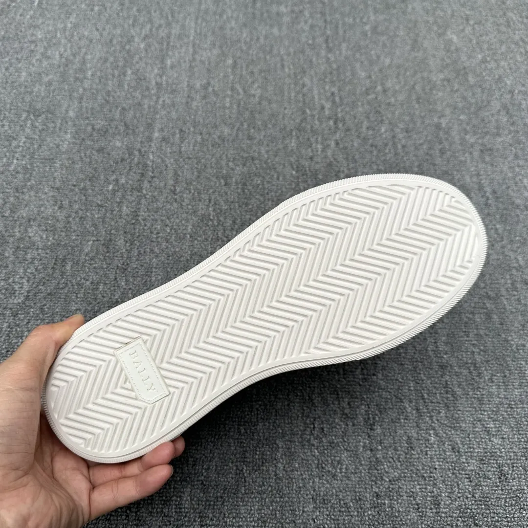 BALLY Мужские кроссовки телячья кожа брендированной вставкой BALLY Мужские кроссовки телячья кожа брендированной вставкой