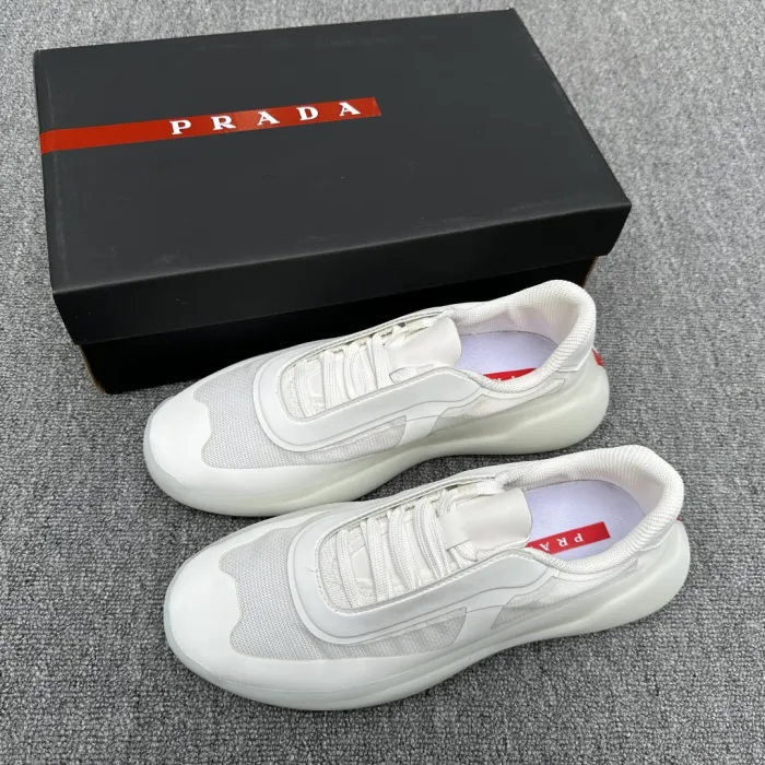 PRADA Мужские кроссовки