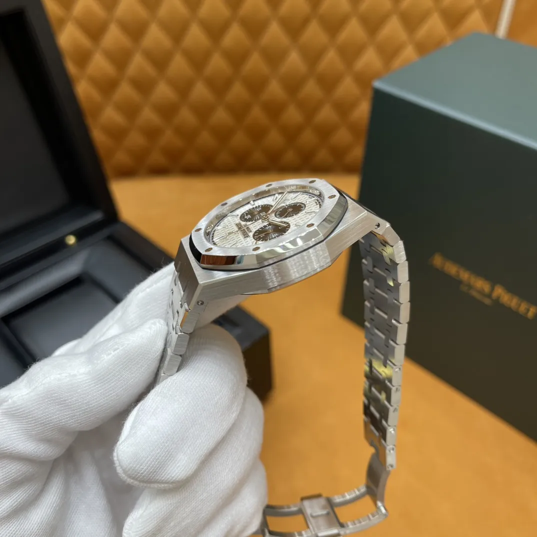 AUDEMARS PIGUET Мужские часы Royal Oak Chronograph 41 AUDEMARS PIGUET Мужские часы Royal Oak Chronograph 41