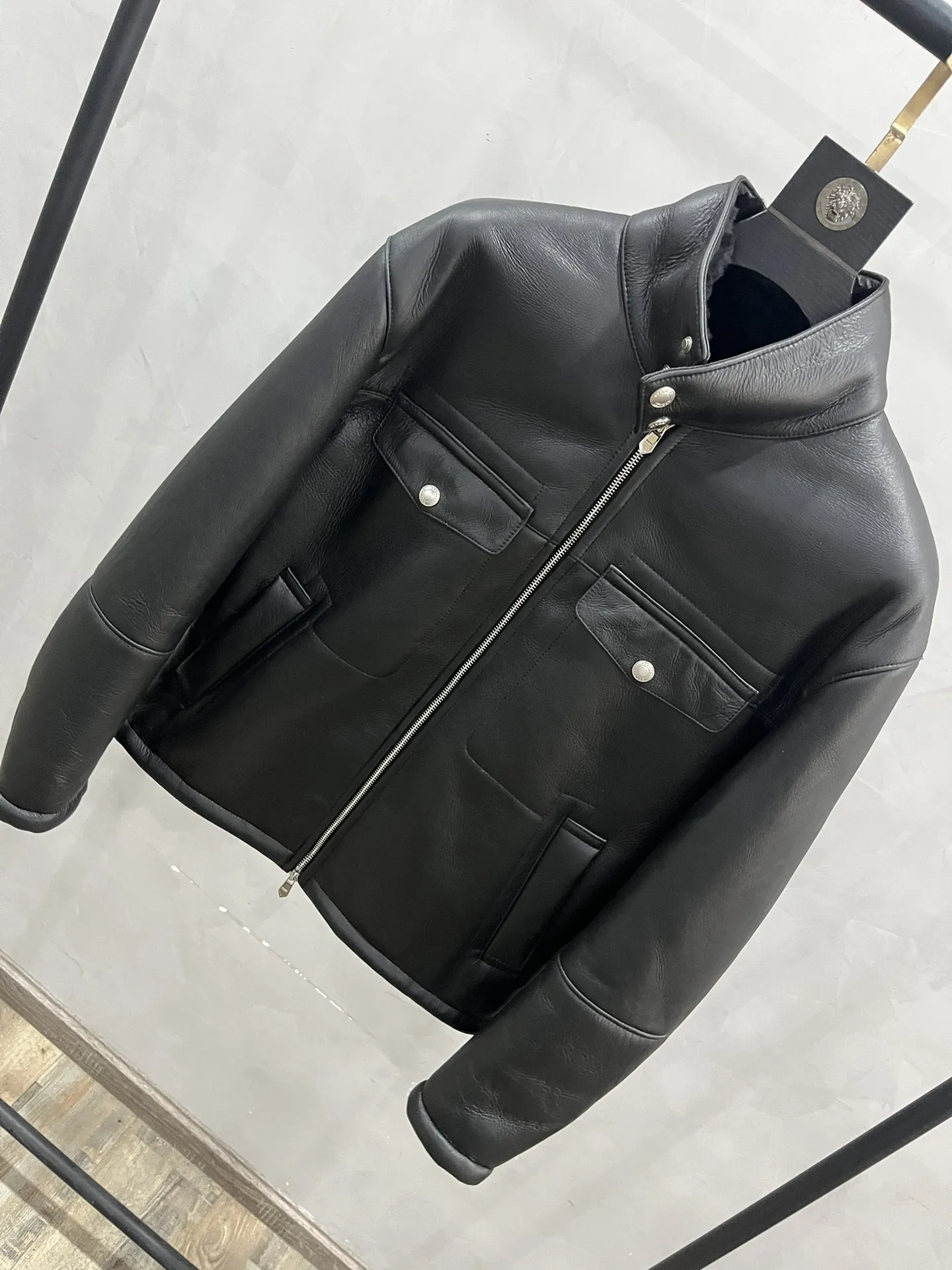 HERMES Мужская кожаная куртка HERMES Мужская кожаная куртка