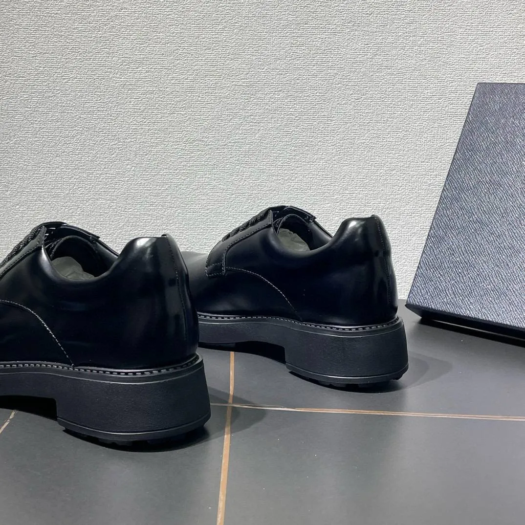 PRADA Мужские туфли-дерби из импортной коровьей кожи
