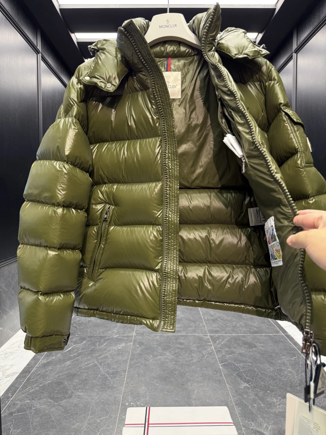 MONCLER Мужской пуховик Maya MONCLER Мужской пуховик Maya