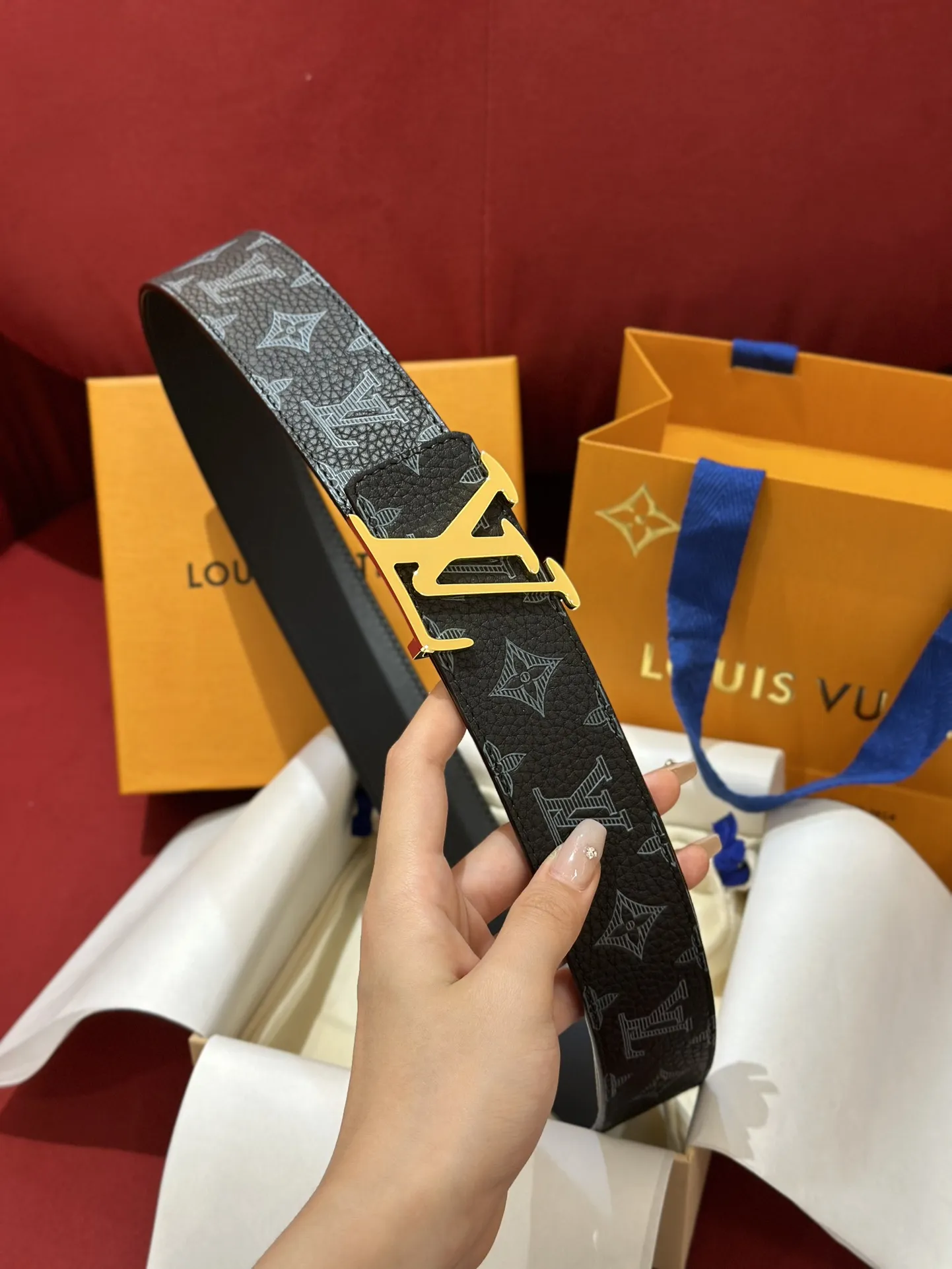 LOUIS VUITTON Мужской ремень LV Limited LOUIS VUITTON Мужской ремень LV Limited