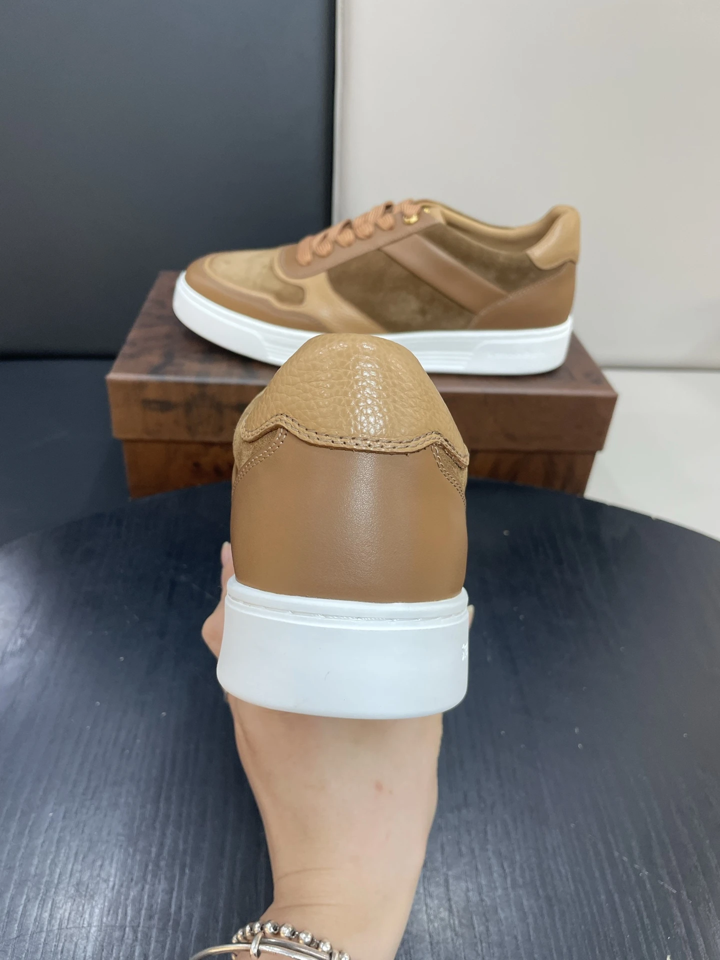 STEFANO RICCI Мужские кроссовки из гладкой кожи и замши черные с белой подошвой