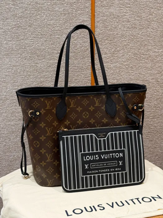 LOUIS VUITTON Сумка Neverfull MM