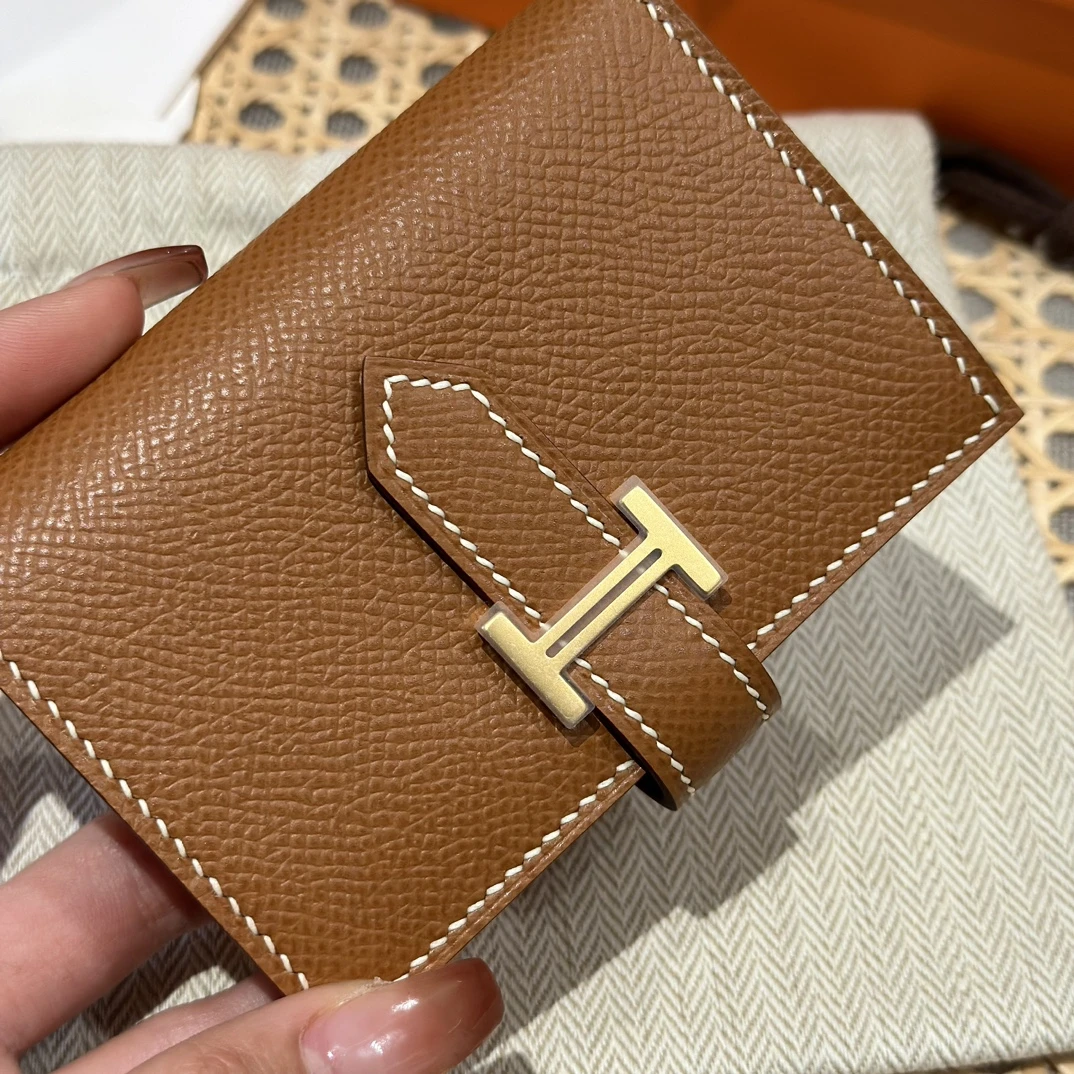 HERMES Кошелёк Bearn 10 см 37/Gold Epsom HERMES Кошелёк Bearn 10 см 37/Gold Epsom