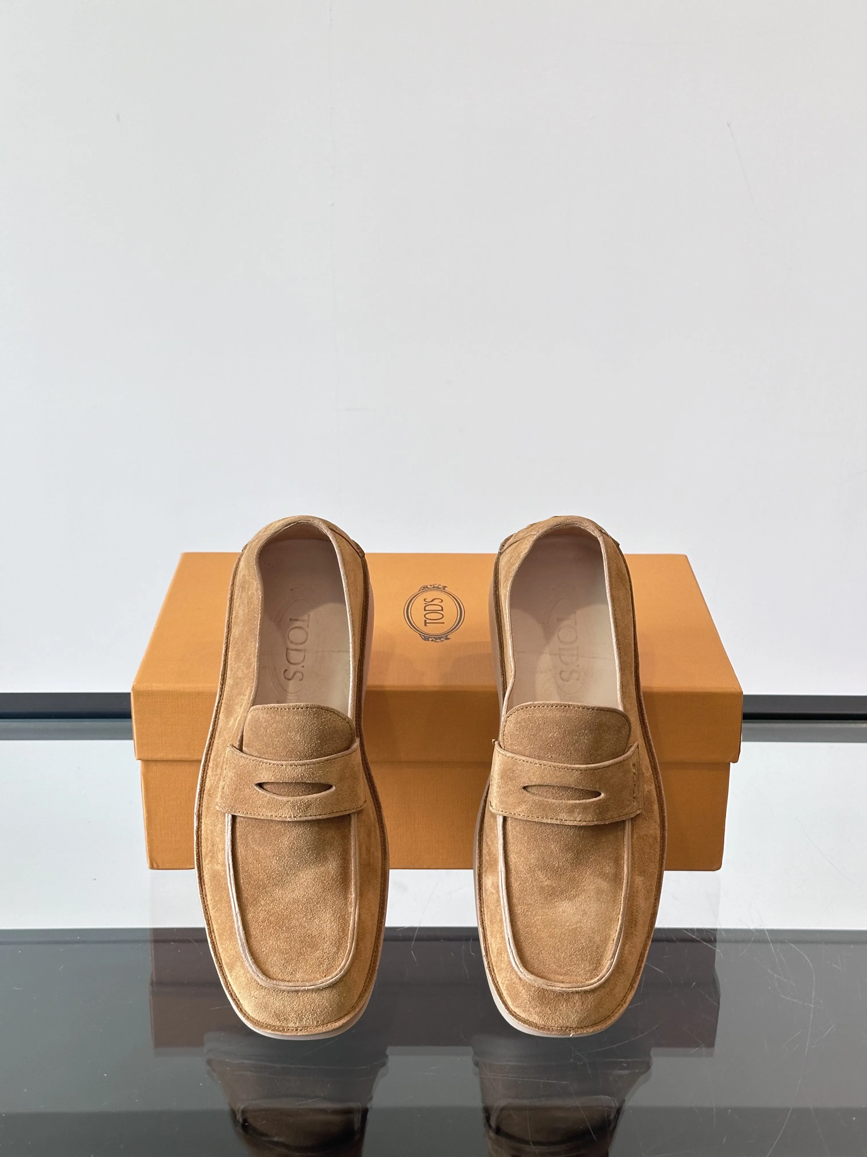 TOD'S Мужские лоферы из бархатистой замши черные