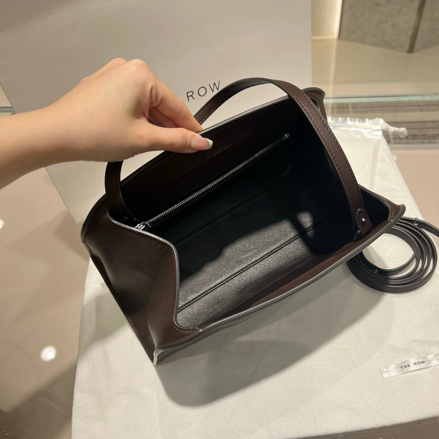 THE ROW Женская сумка Peggy 