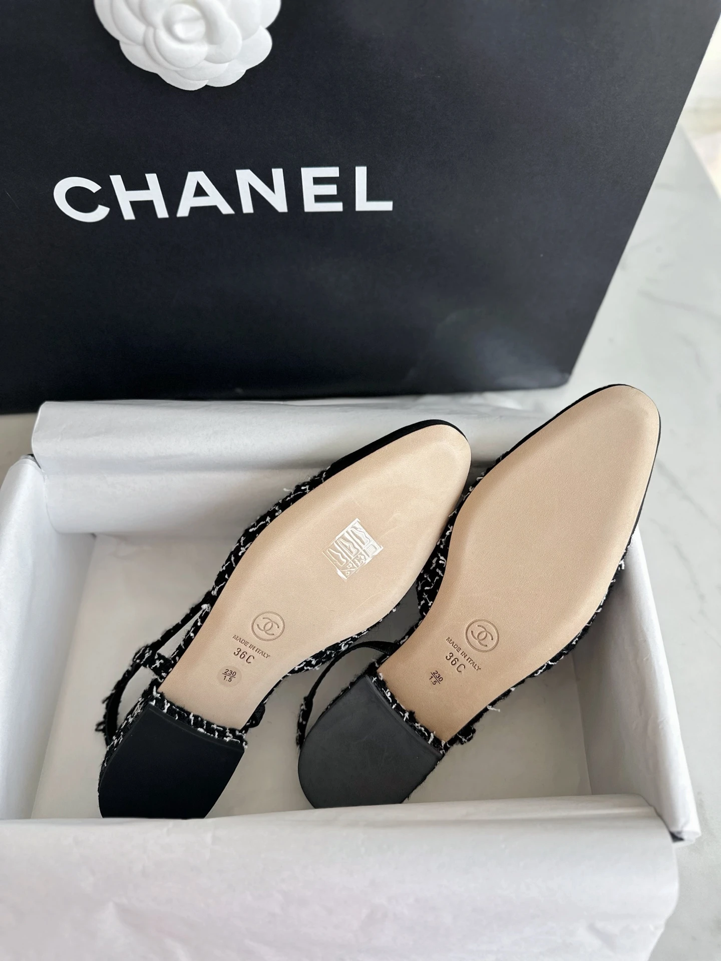 CHANEL Женские туфли слингбэки из твида