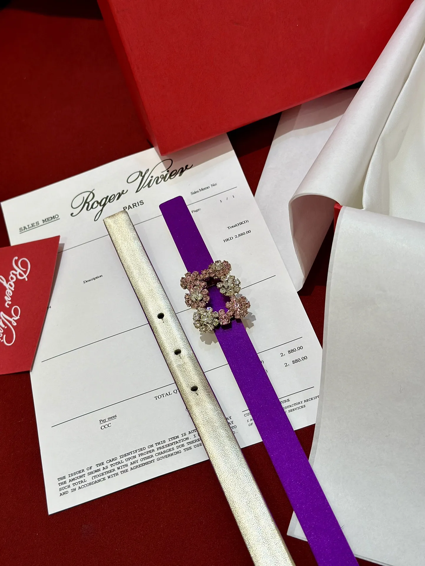 ROGER VIVIER Женский ремень с пряжкой Flower Strass 