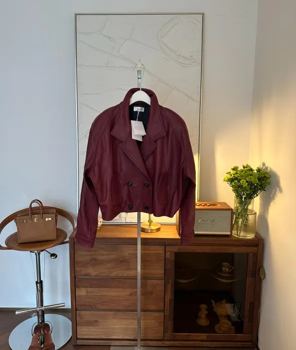 THE ROW Женская кожаная куртка