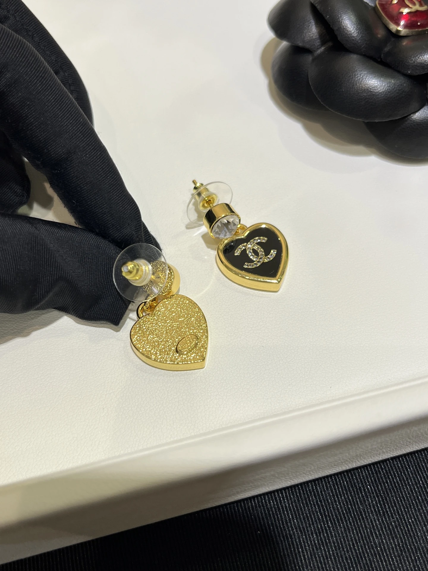 CHANEL Женские серьги CHANEL Женские серьги