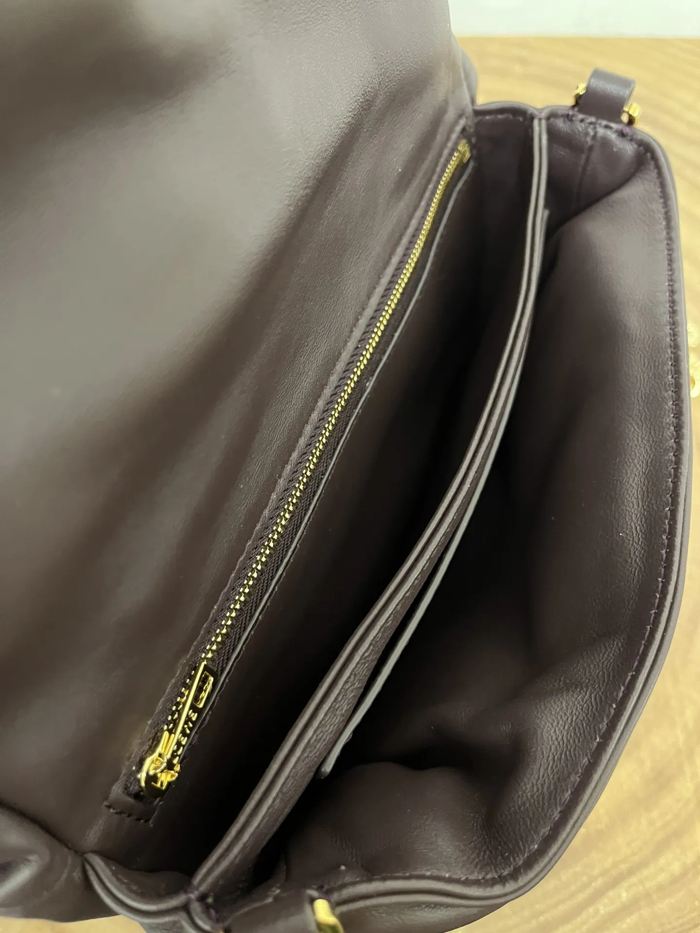 LOEWE Женская сумка Puffer Goya из кожи наппа