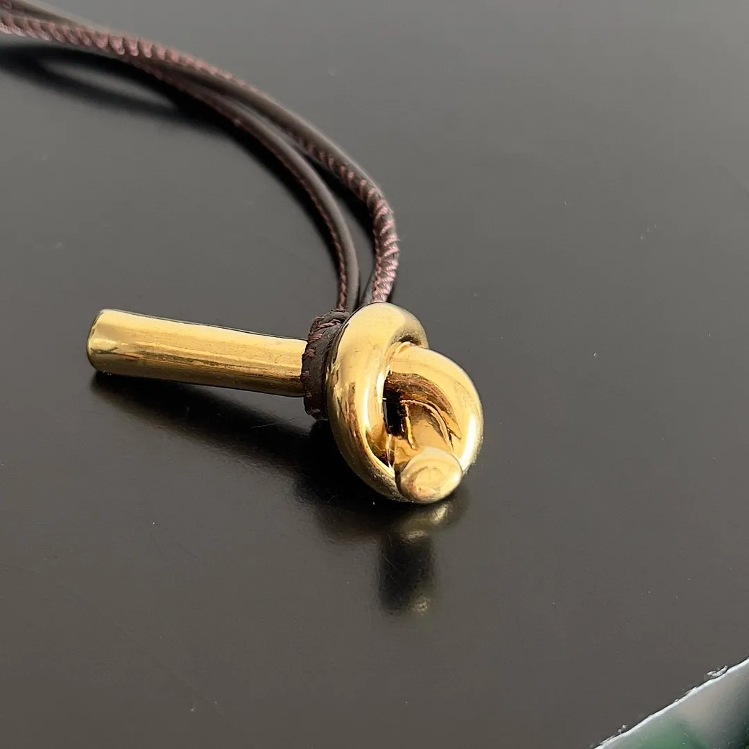 BOTTEGA VENETA Женский клатч Andiamo кожа Intrecciato