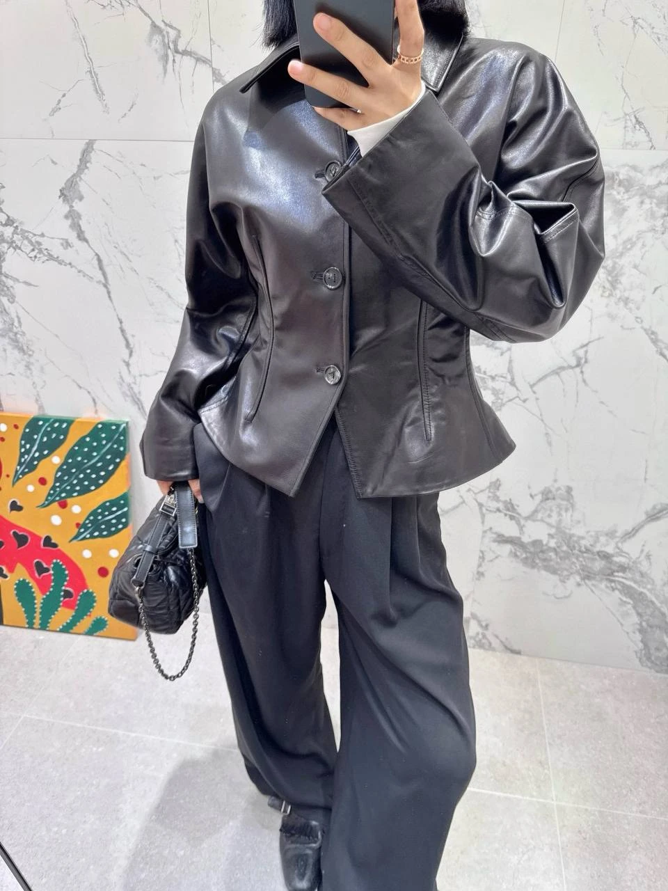 BOTTEGA VENETA Женская кожаная куртка BOTTEGA VENETA Женская кожаная куртка