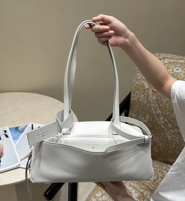 BALENCIAGA Женская сумка