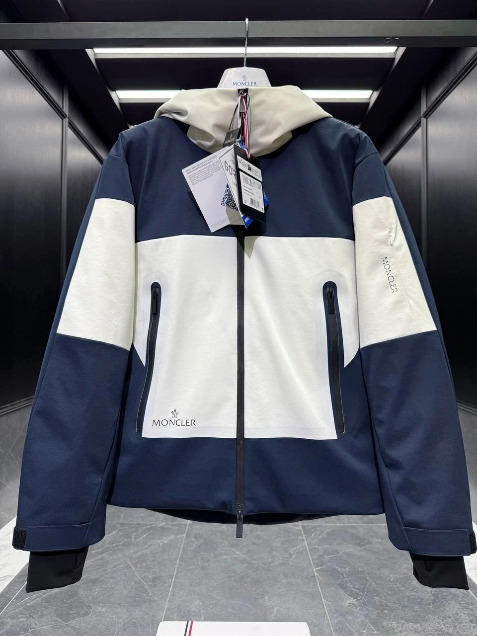MONCLER Мужской пуховик Grenoble