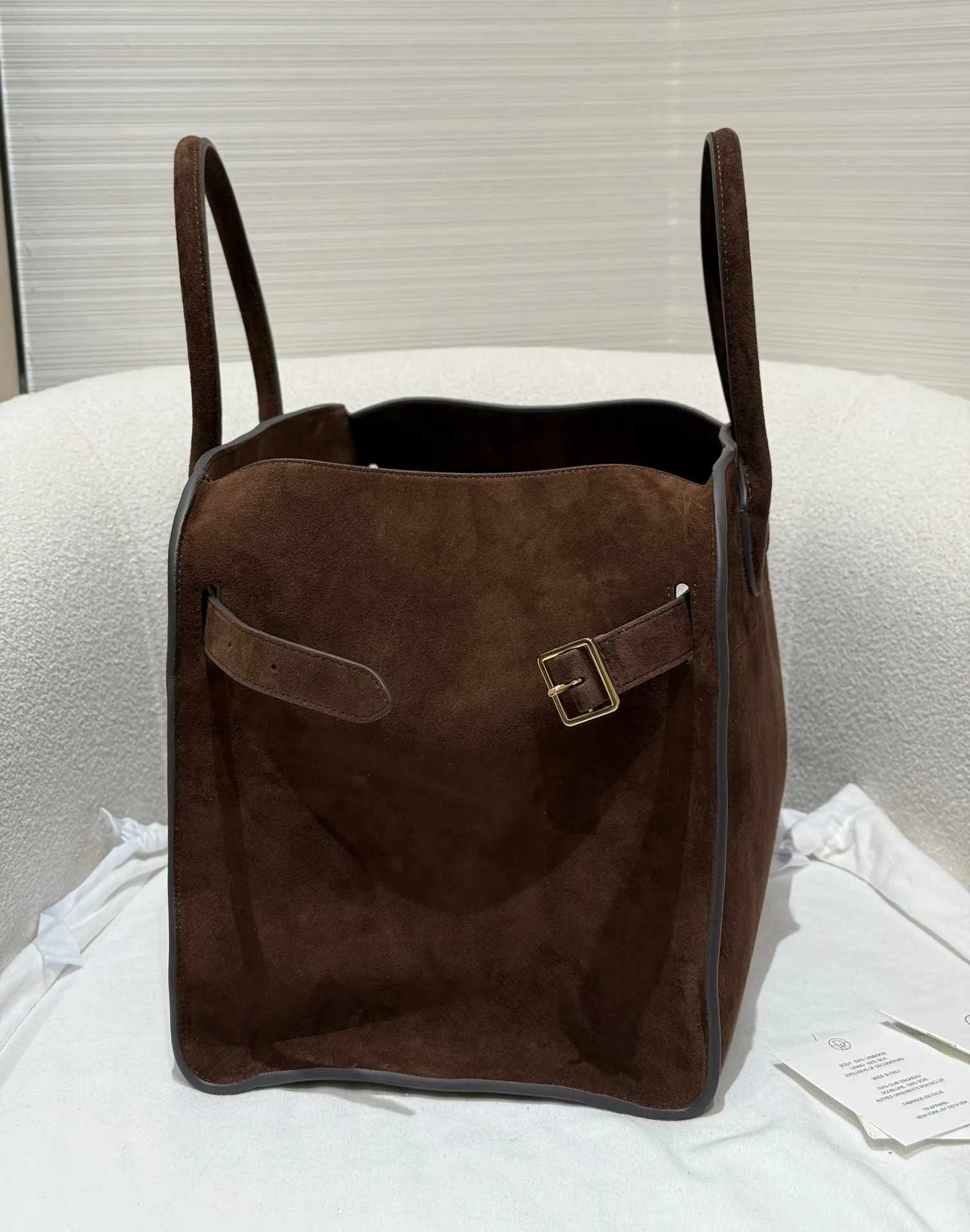 THE ROW Женская сумка Margaux из замши