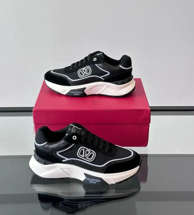 VALENTINO Мужские кроссовки