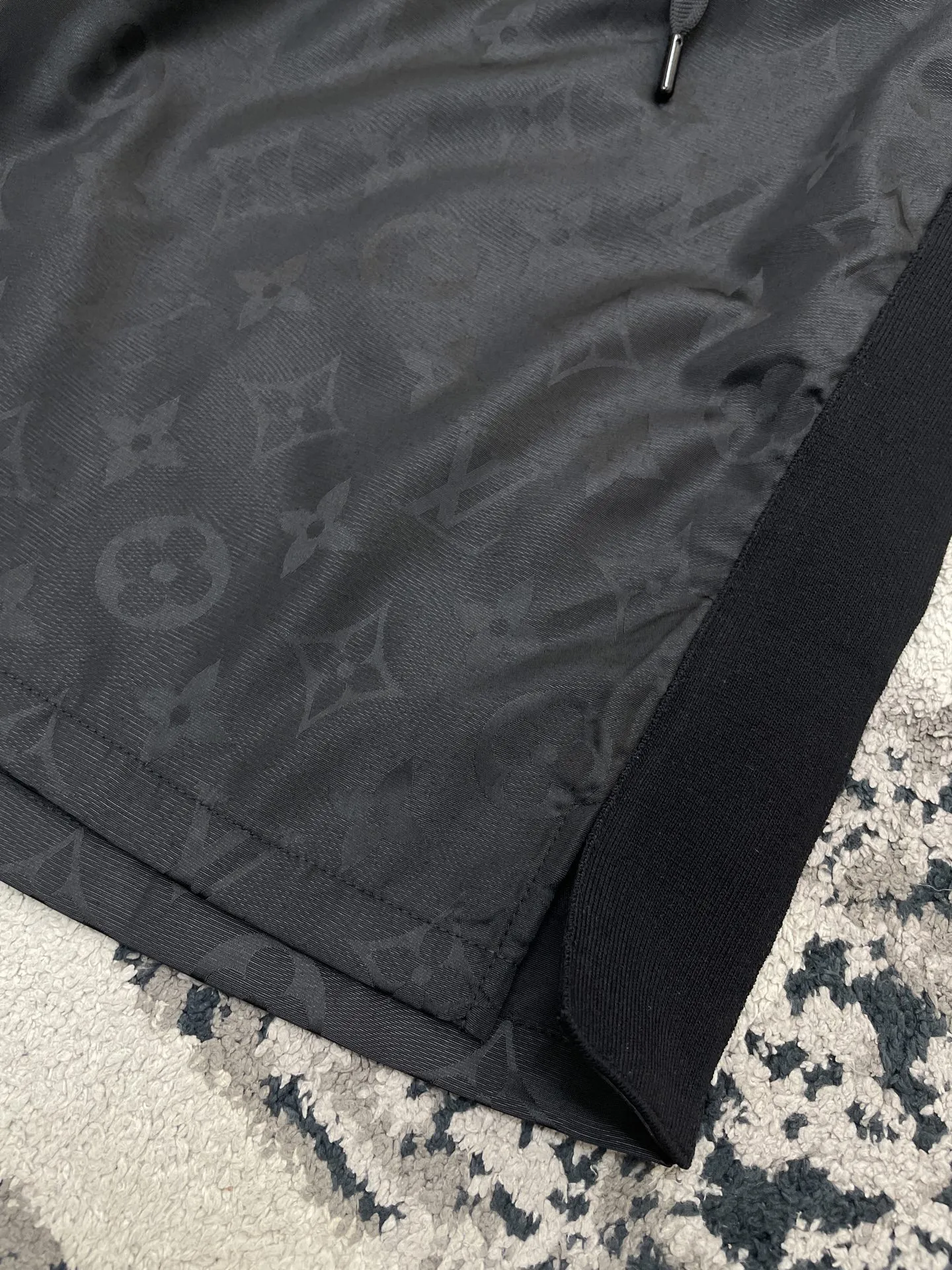 LOUIS VUITTON Мужские шорты LOUIS VUITTON Мужские шорты