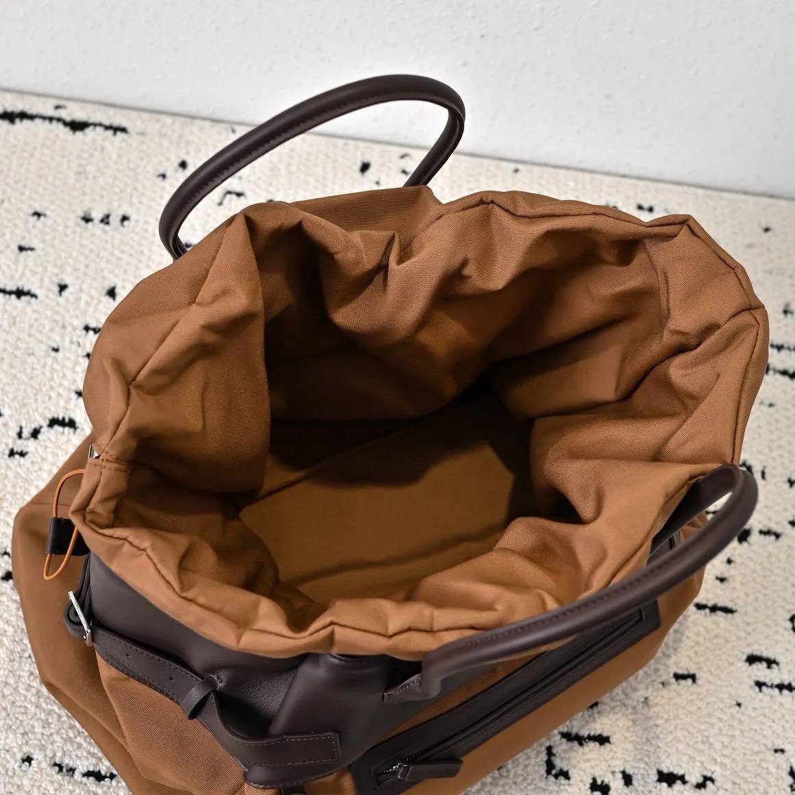 THE ROW Женская сумка Margaux 17 THE ROW Женская сумка Margaux 17