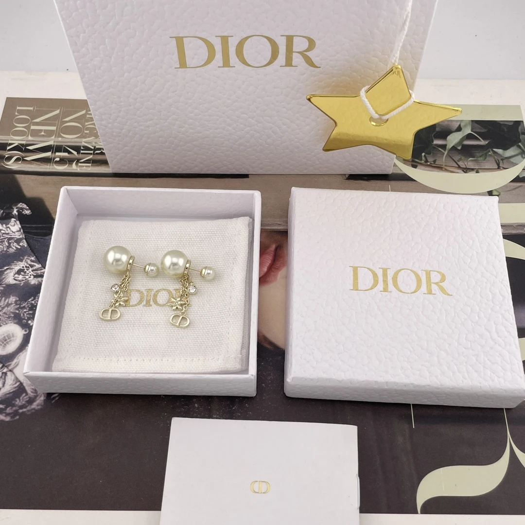 CHRISTIAN DIOR Женские серьги CHRISTIAN DIOR Женские серьги