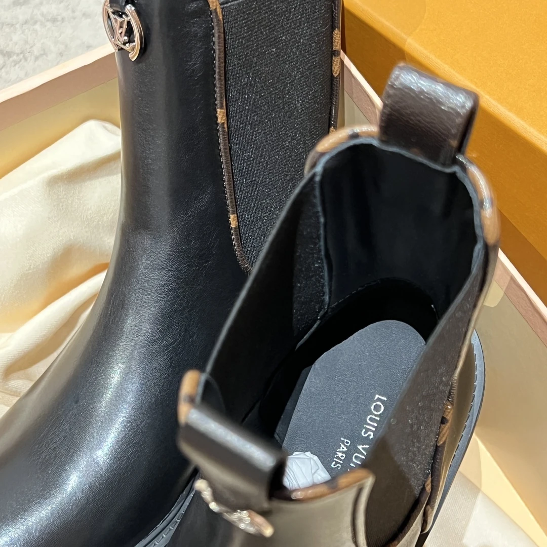LOUIS VUITTON Женские ботинки челси LOUIS VUITTON Женские ботинки челси