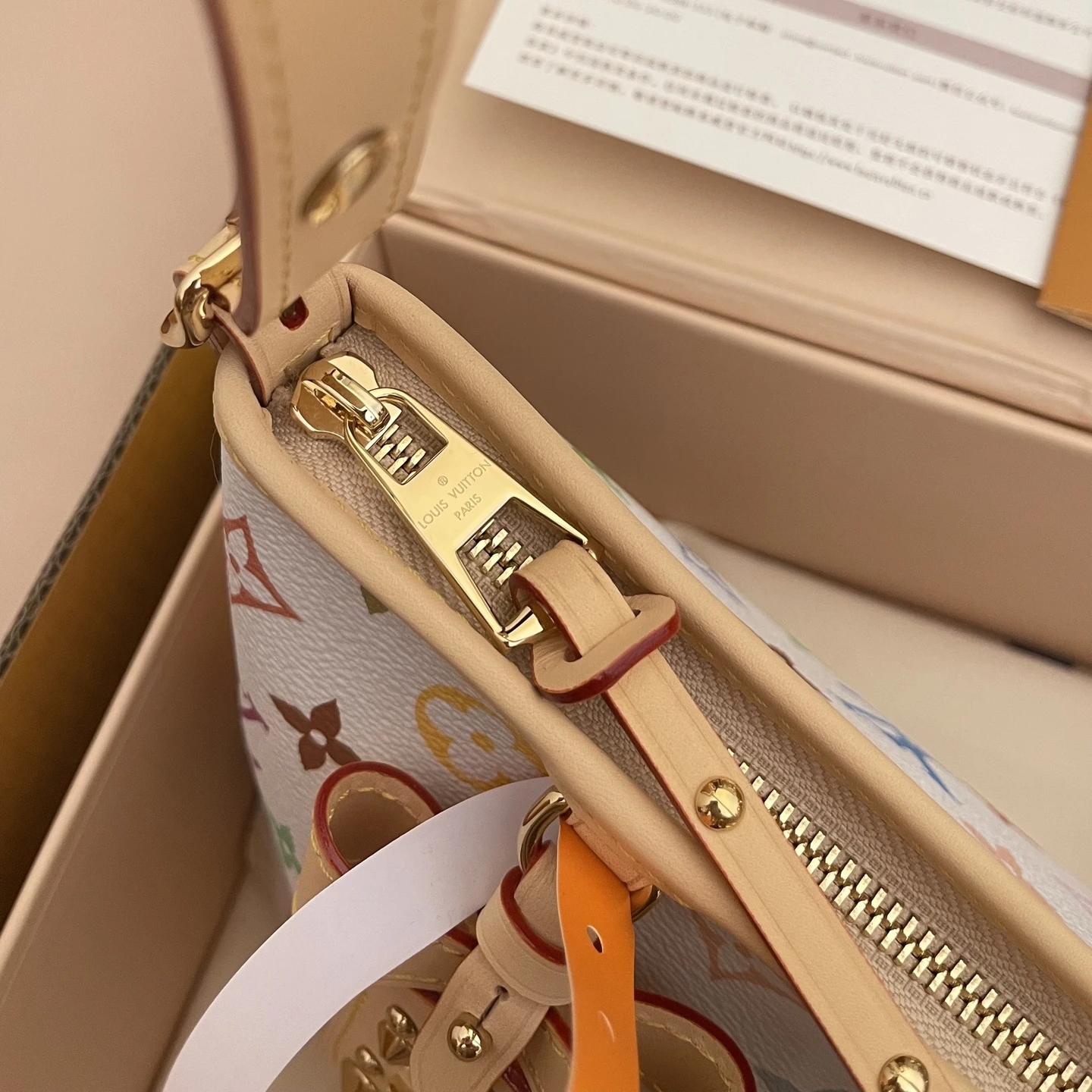 LOUIS VUITTON Женская Сумка Carryall East‑West M27578 LOUIS VUITTON Женская Сумка Carryall East‑West M27578