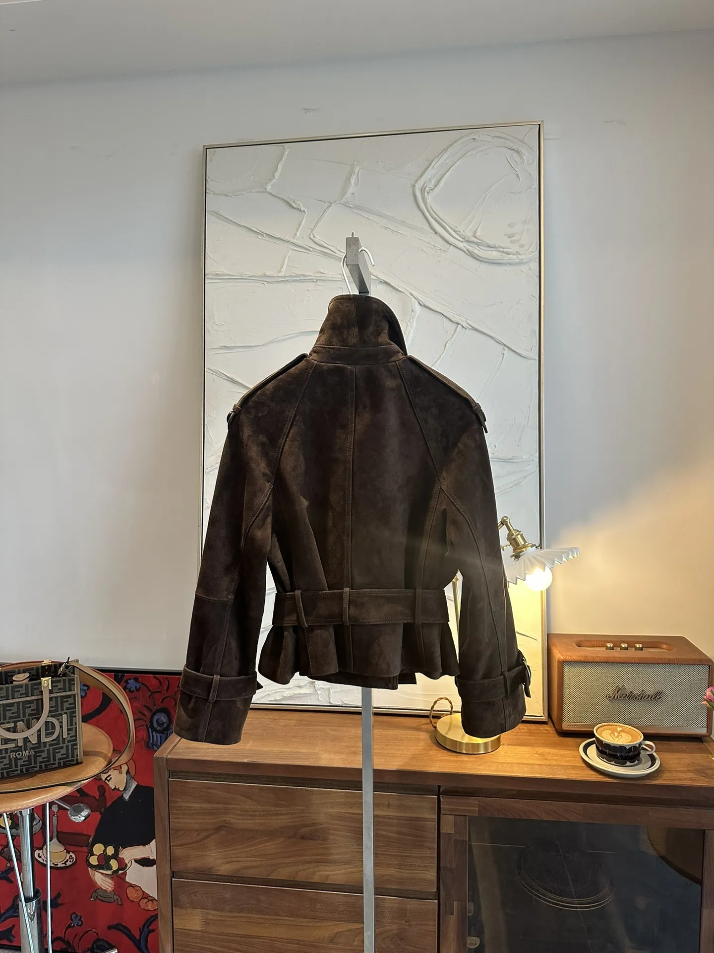 BRUNELLO CUCINELLI Женская куртка из замши с акцентом на талии