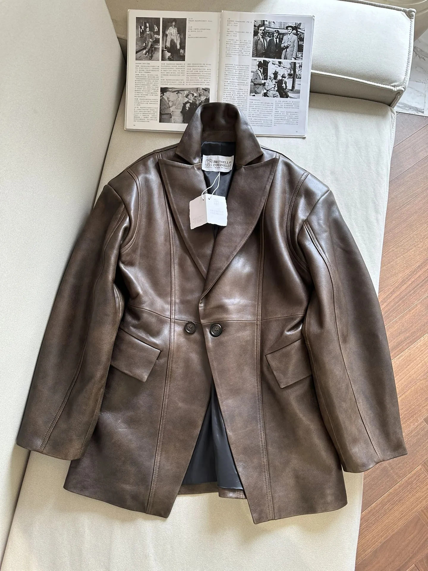 BRUNELLO CUCINELLI Женский кожаный жакет BRUNELLO CUCINELLI Женский кожаный жакет