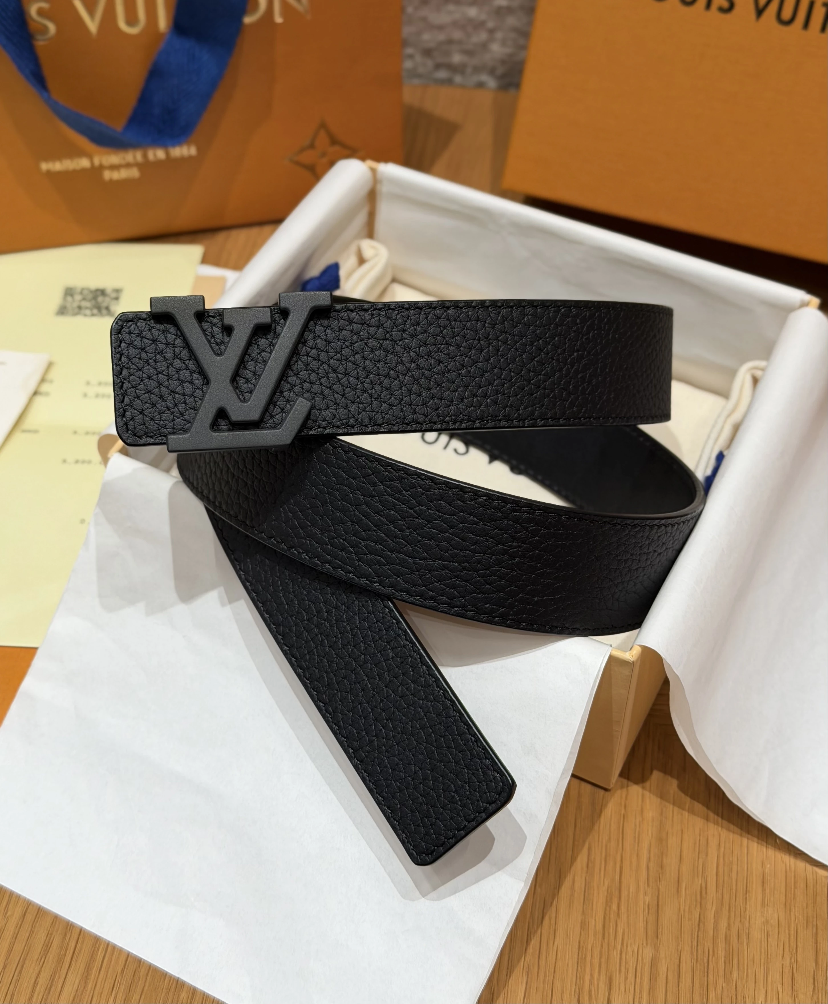 LOUIS VUITTON Мужской ремень 