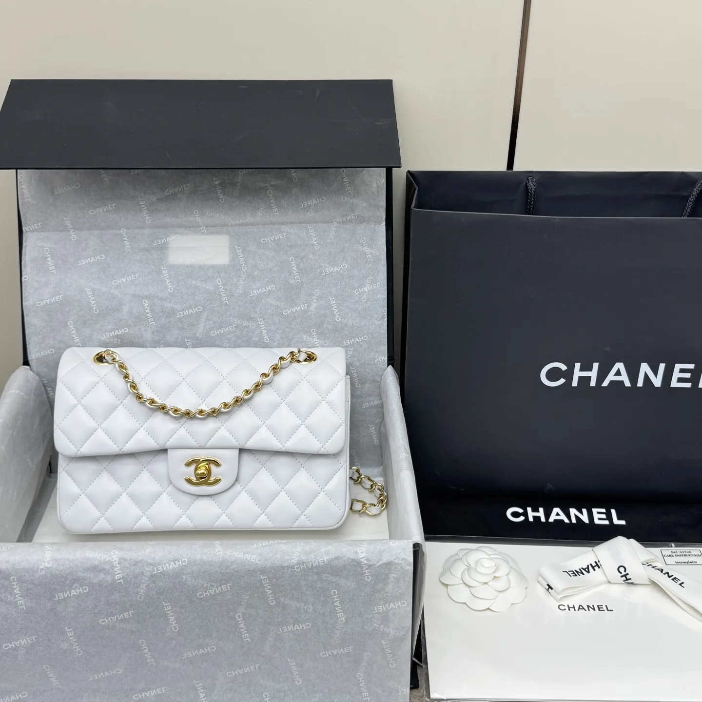 CHANEL Женская сумка CF23 Classic Flap