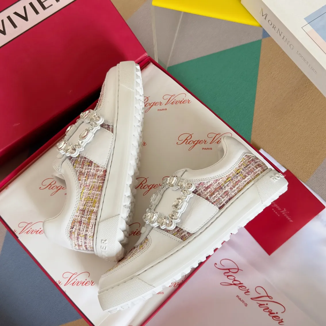 ROGER VIVIER Женские сникерсы Very Viver Strass