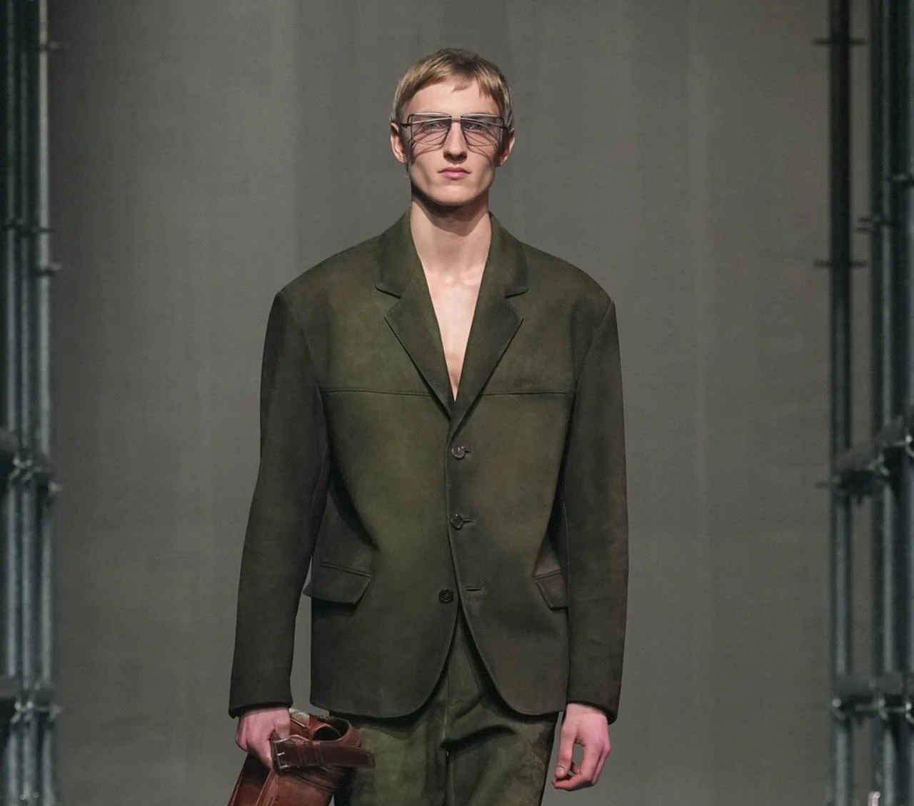 PRADA Мужской кожаный пиджак  PRADA Мужской кожаный пиджак