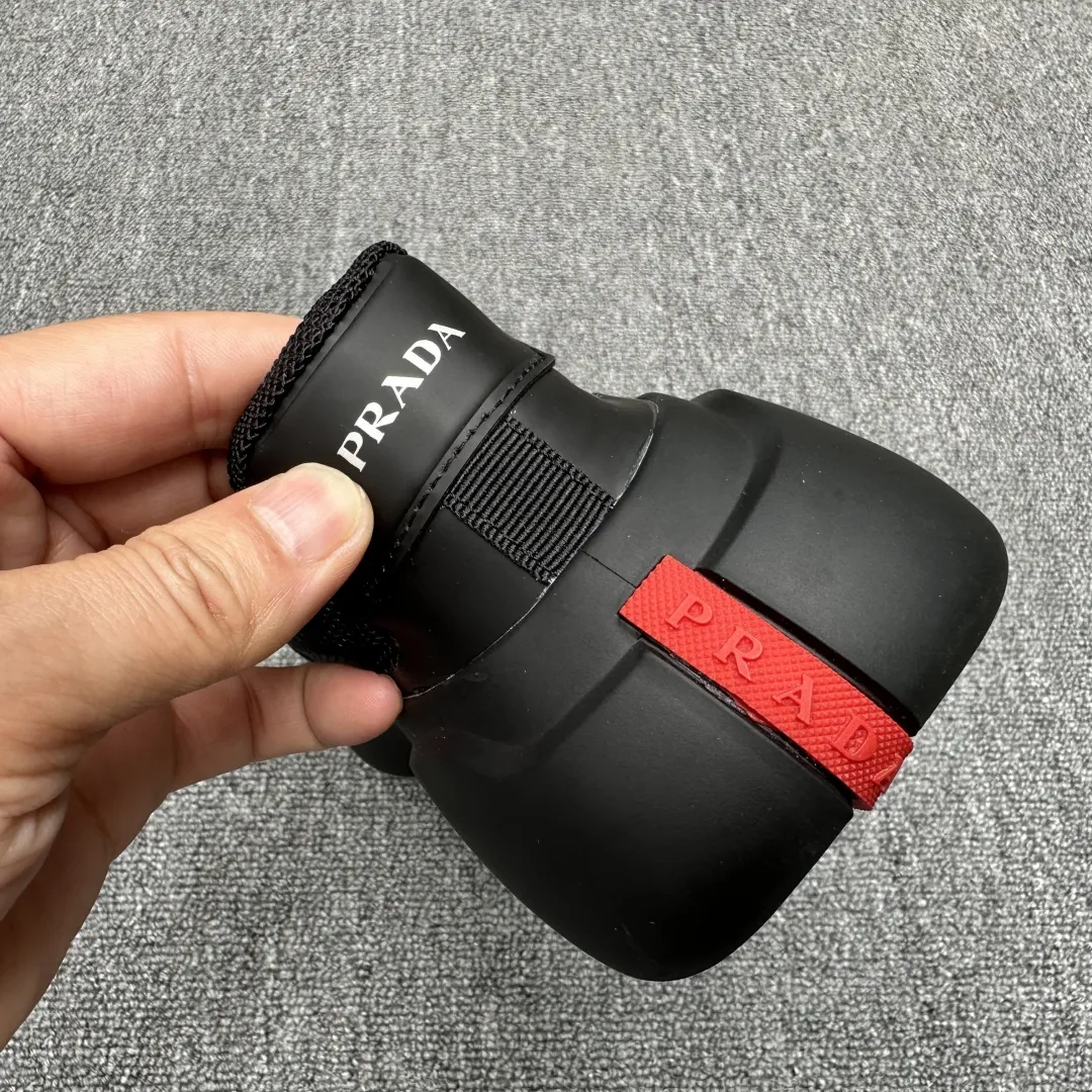 PRADA Мужские кроссовки минималистичные