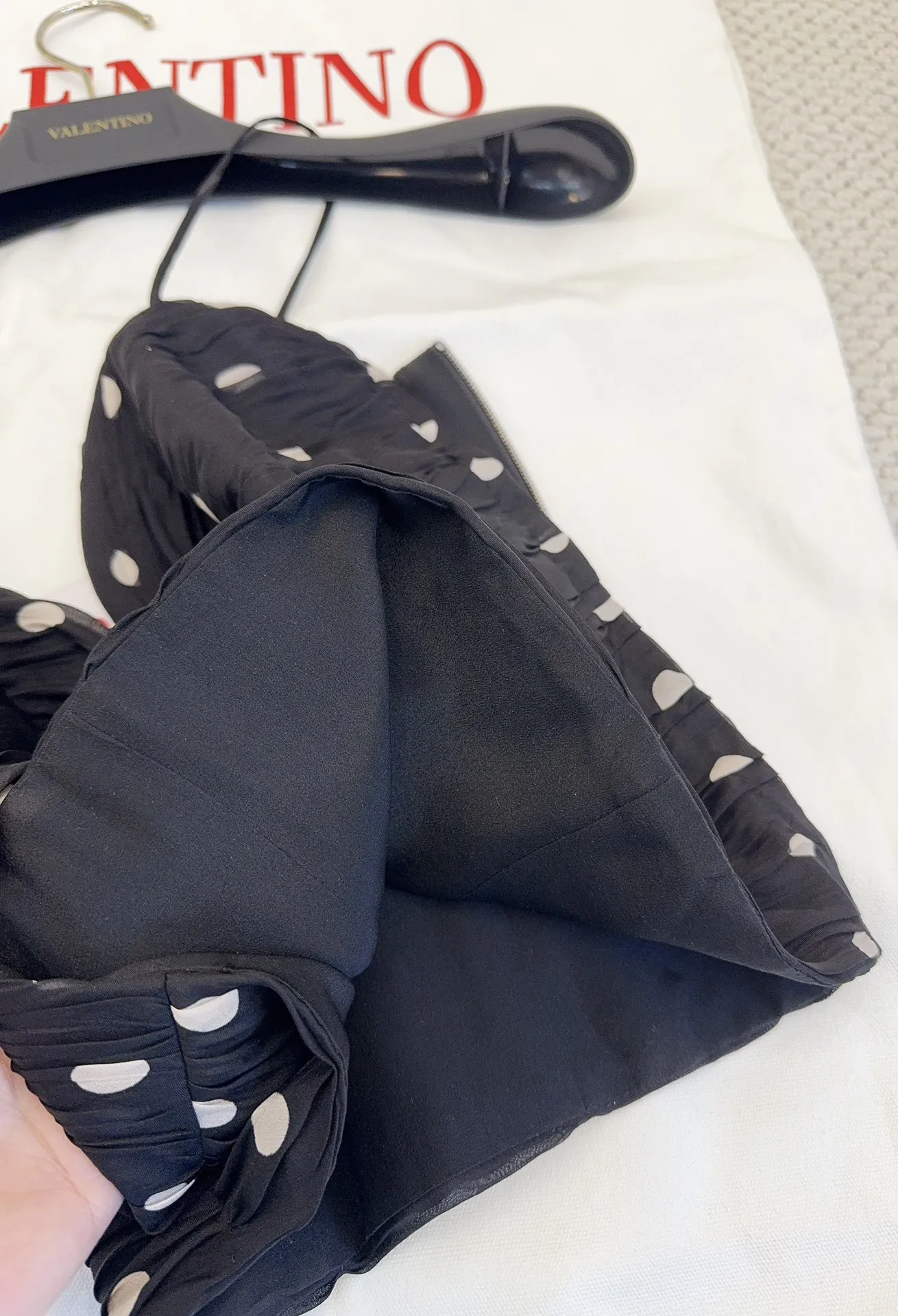 VALENTINO Женский топ в горошек VALENTINO Женский топ в горошек