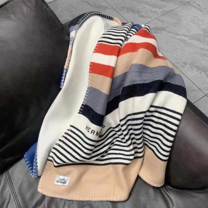 HERMES Плед из шерсти и кашемира Tiger