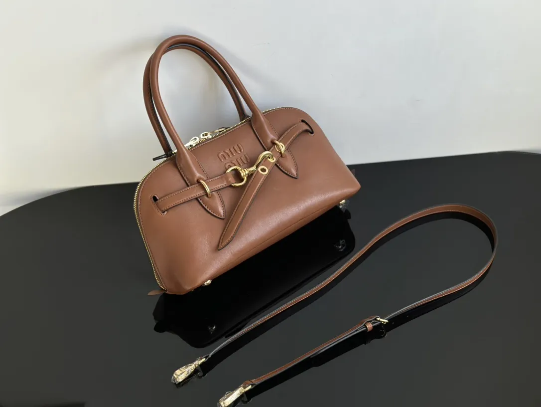 MIU MIU Женская сумка с ремешком